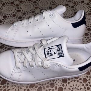Adidas Stan Smith mens/youth 4.5 White/black Sneakers